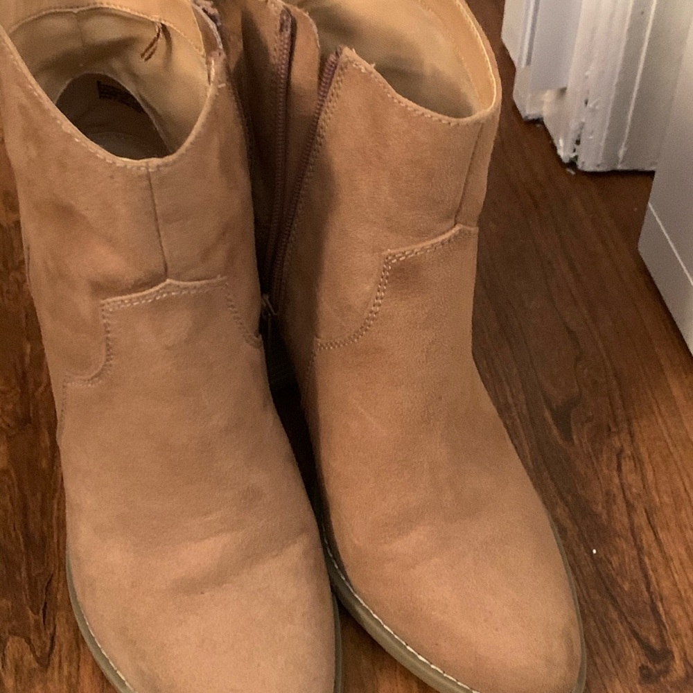 Brown boots